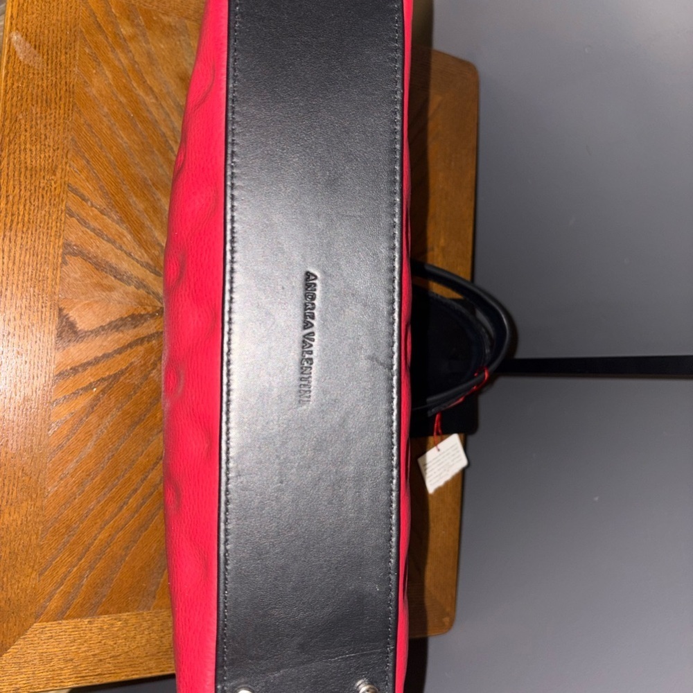 Andrea Valentini Bump Tote - Picture 4 of 8